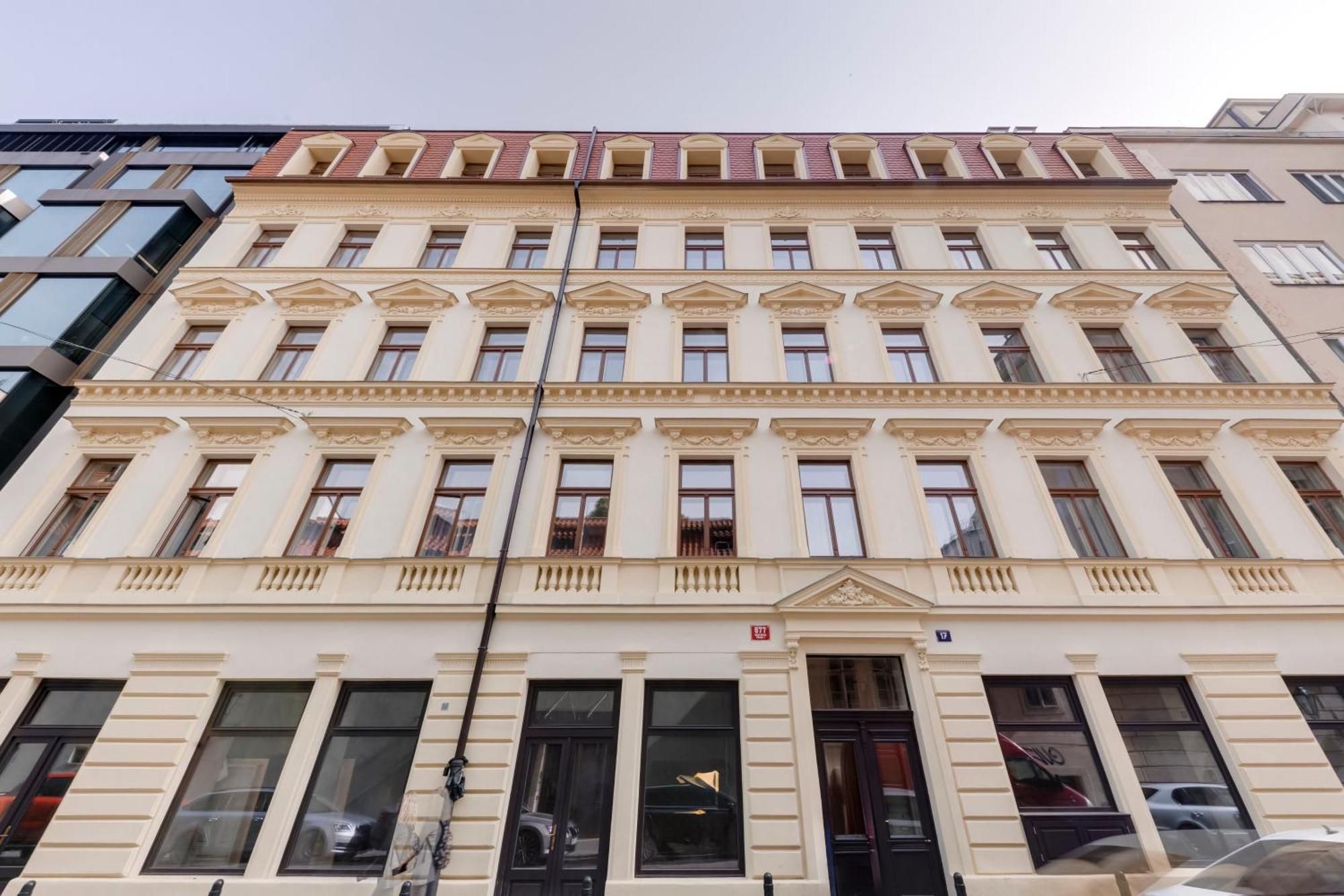 New Town Oases Apartment Praga Esterno foto