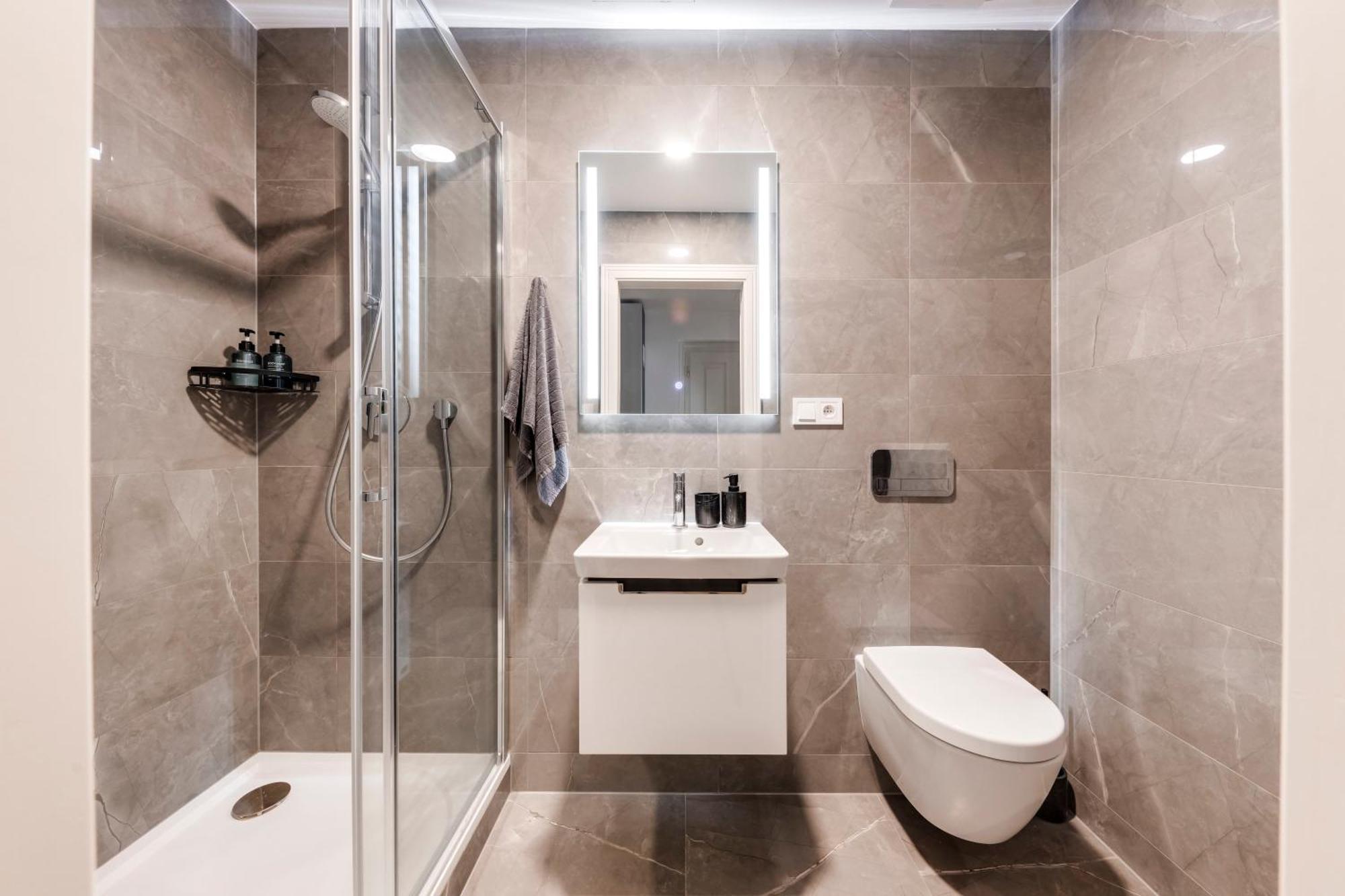 New Town Oases Apartment Praga Esterno foto